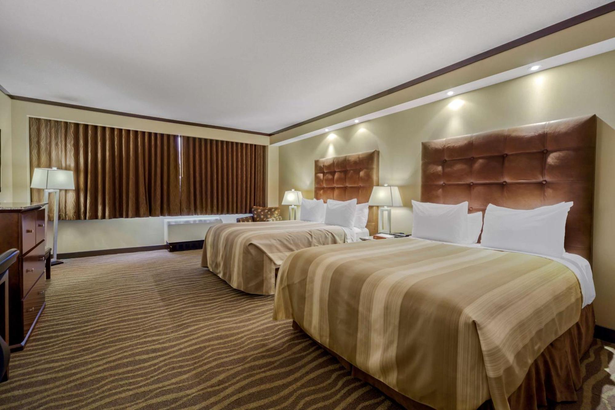 Best Western Premier Denham Inn & Suites Leduc Esterno foto