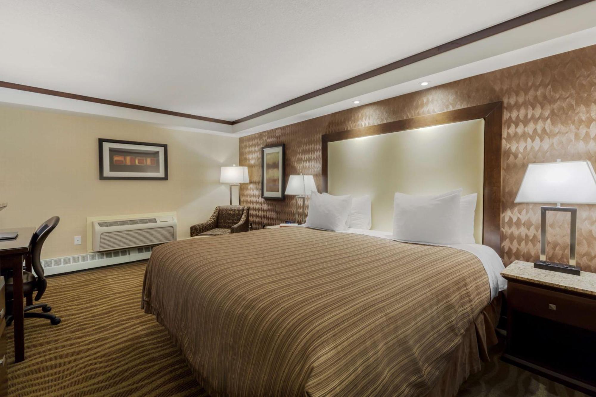Best Western Premier Denham Inn & Suites Leduc Esterno foto