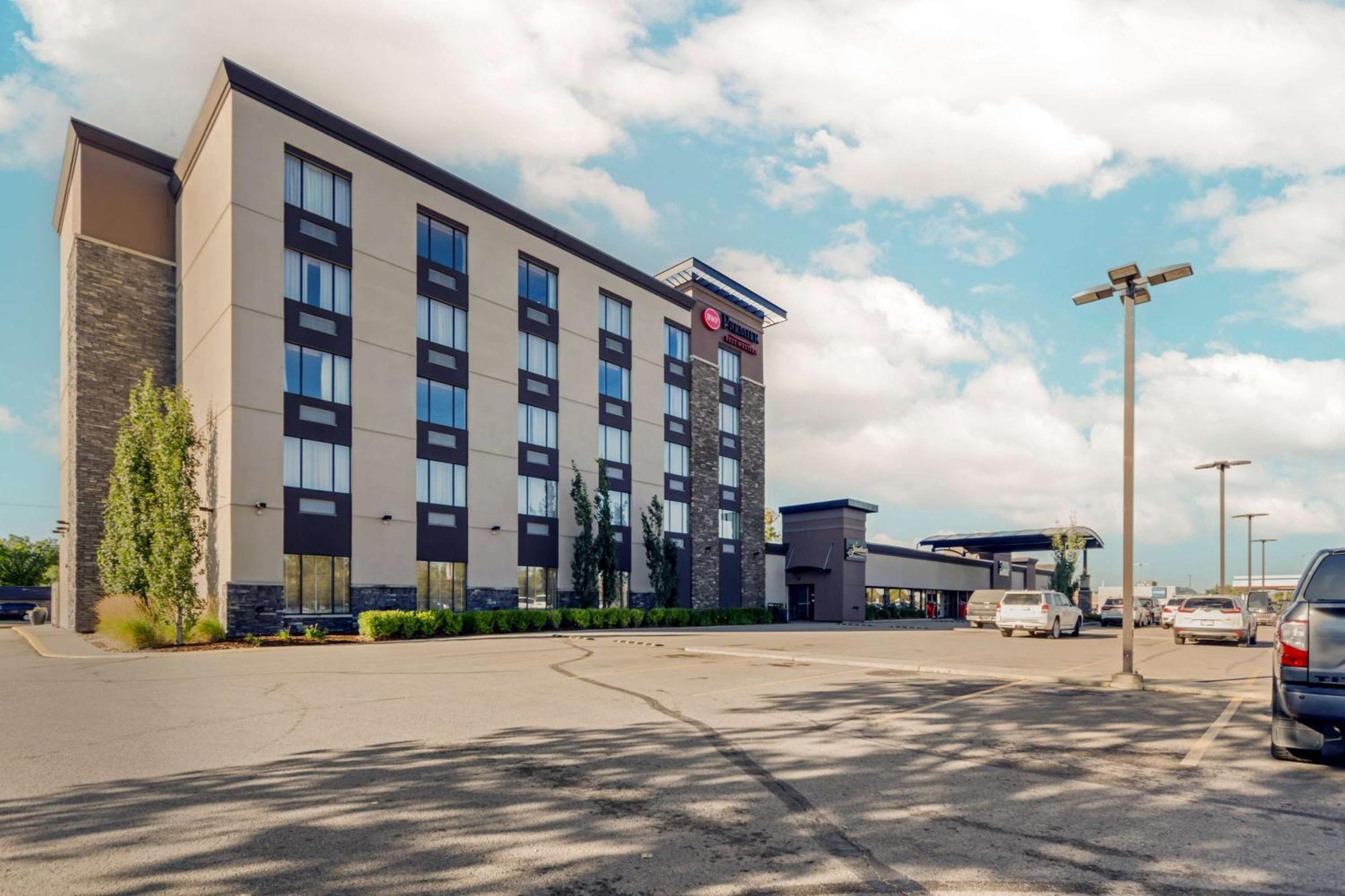 Best Western Premier Denham Inn & Suites Leduc Esterno foto