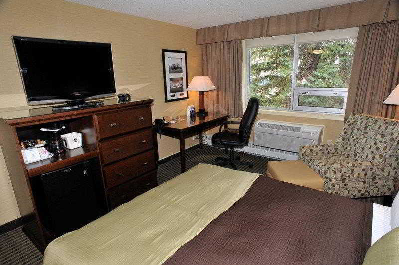Best Western Premier Denham Inn & Suites Leduc Esterno foto