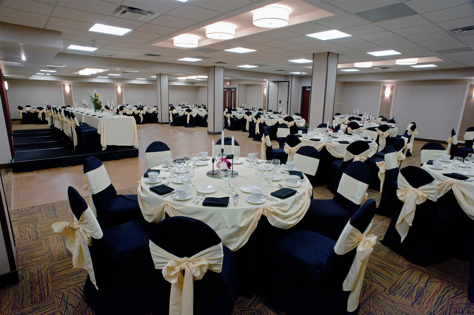 Best Western Premier Denham Inn & Suites Leduc Esterno foto