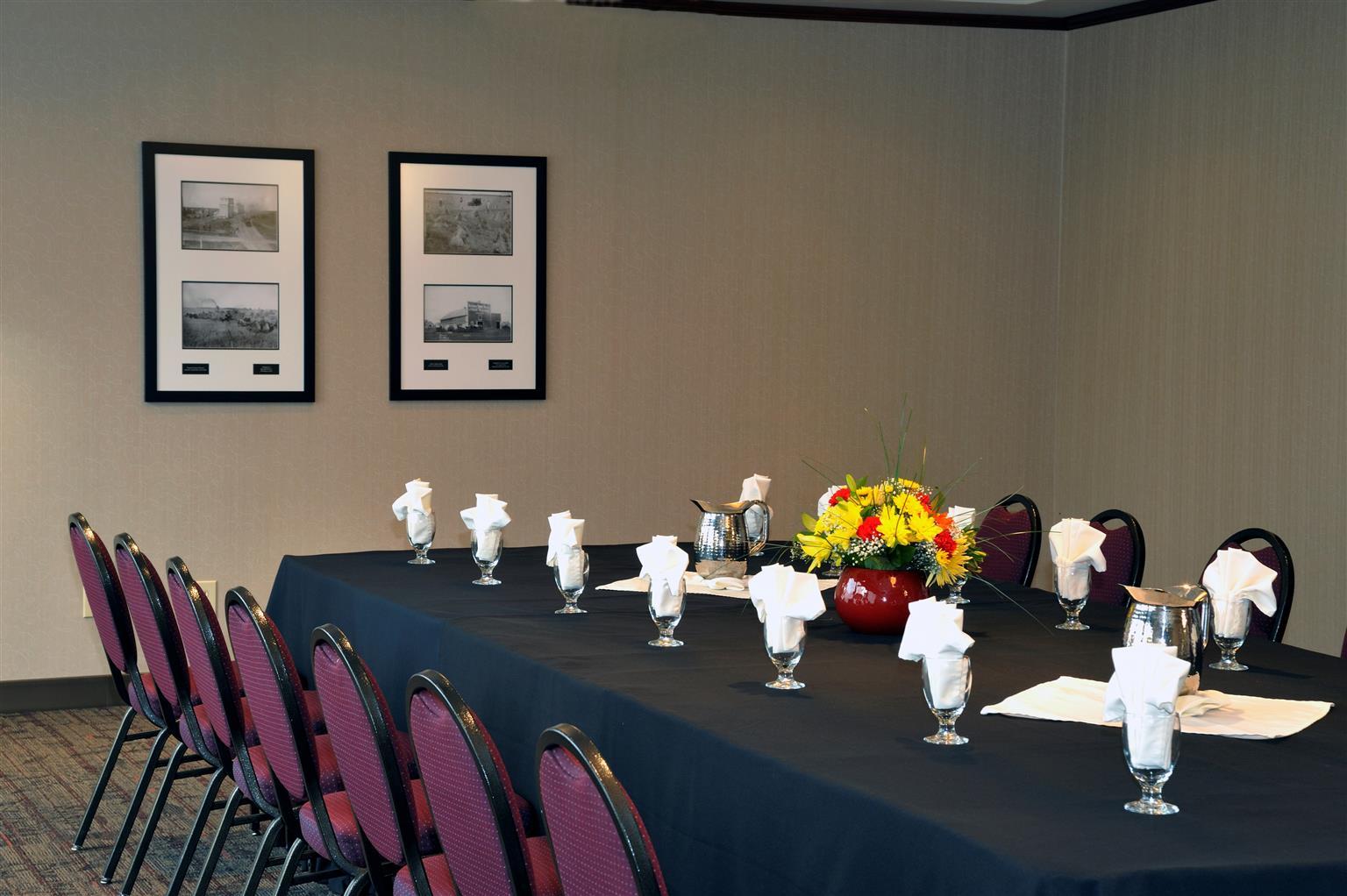 Best Western Premier Denham Inn & Suites Leduc Esterno foto