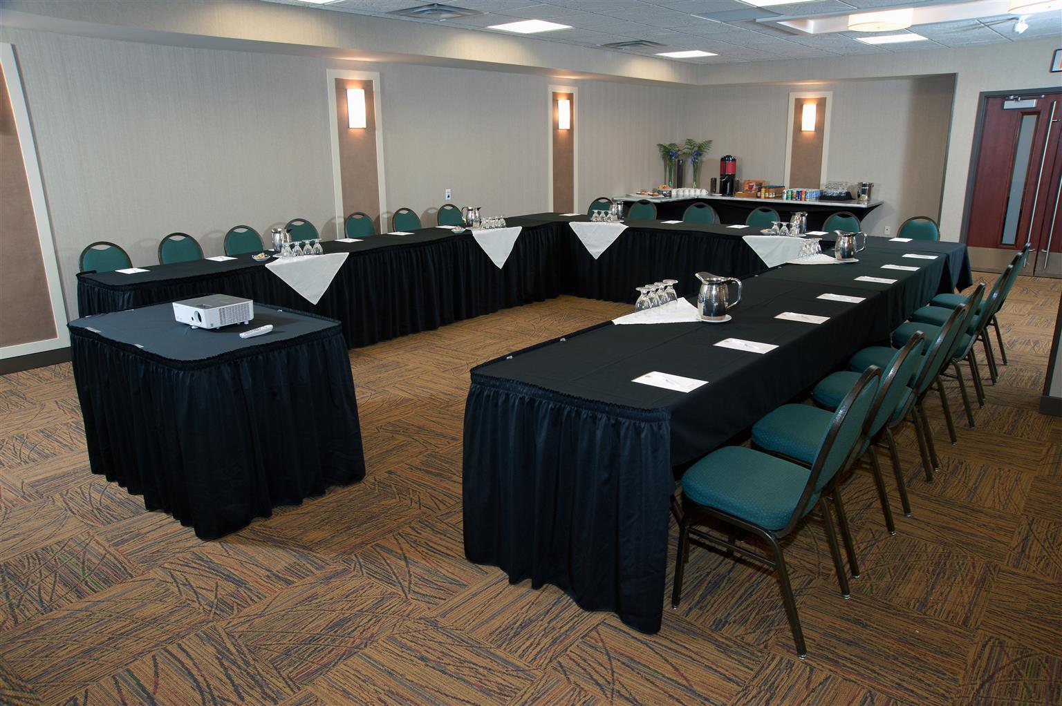 Best Western Premier Denham Inn & Suites Leduc Esterno foto